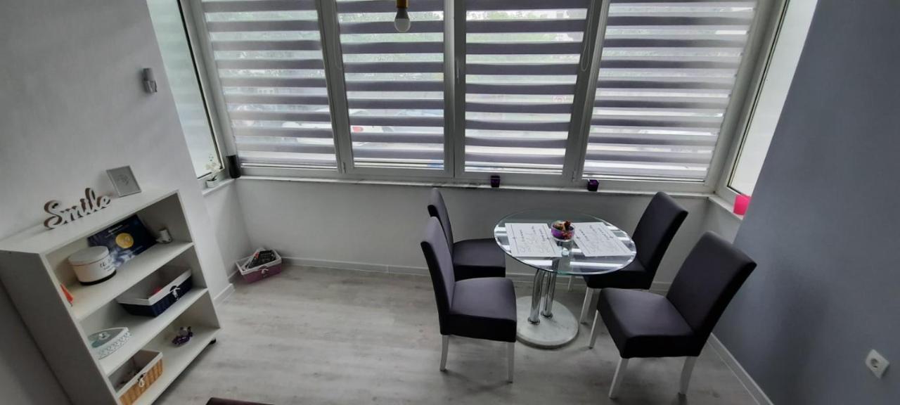شقة Apartman Nana موستار المظهر الخارجي الصورة